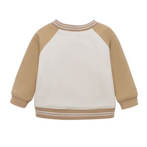 Chaqueta tipo bomber para recién nacida niña